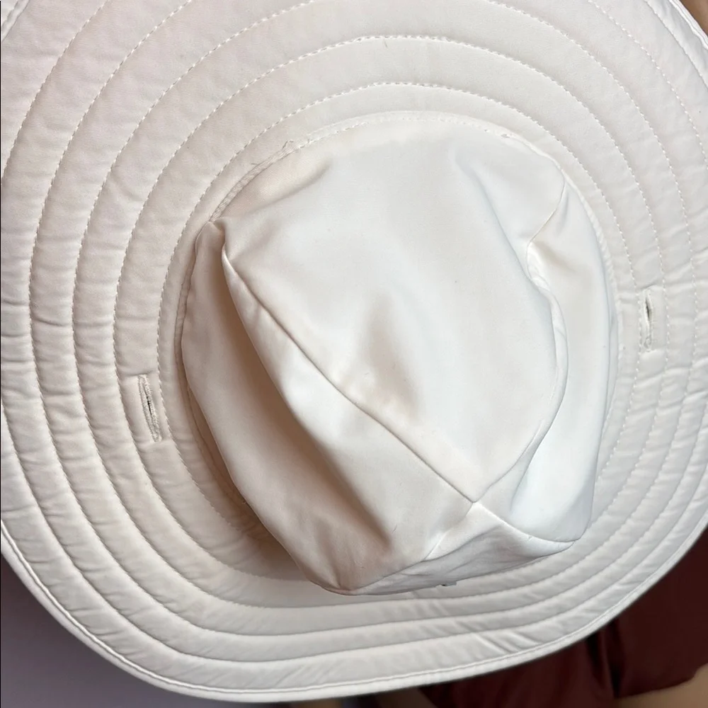 Hurley White Quilted Brim Bucket Sun Hat